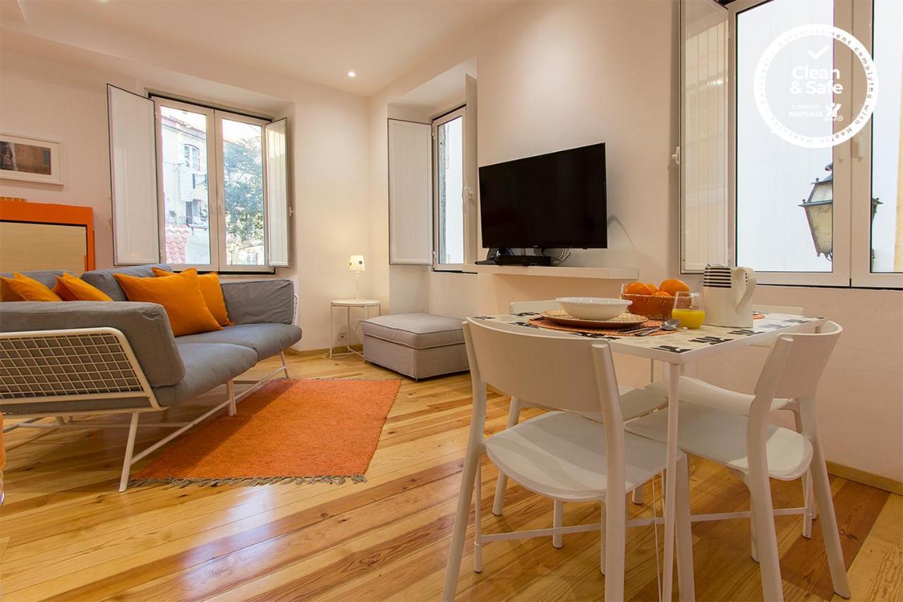 Cais Sodré Duplex By Homing *